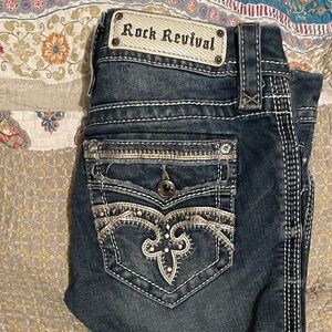 Rock revivals Crop size 25